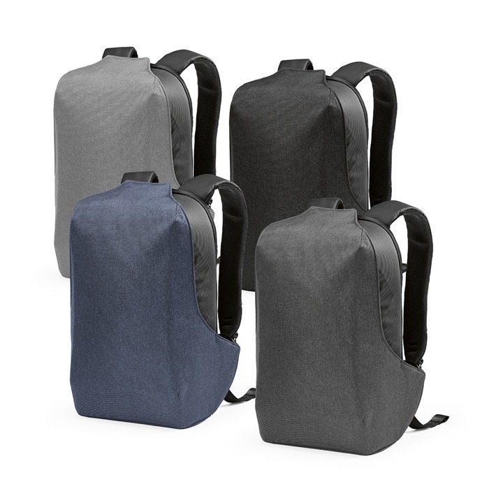 Mochila de RPET con cerradura numérica y tejidos anticorte 20L vista quince Mochila de RPET con cerradura numérica y tejidos anticorte 20L vista quince
