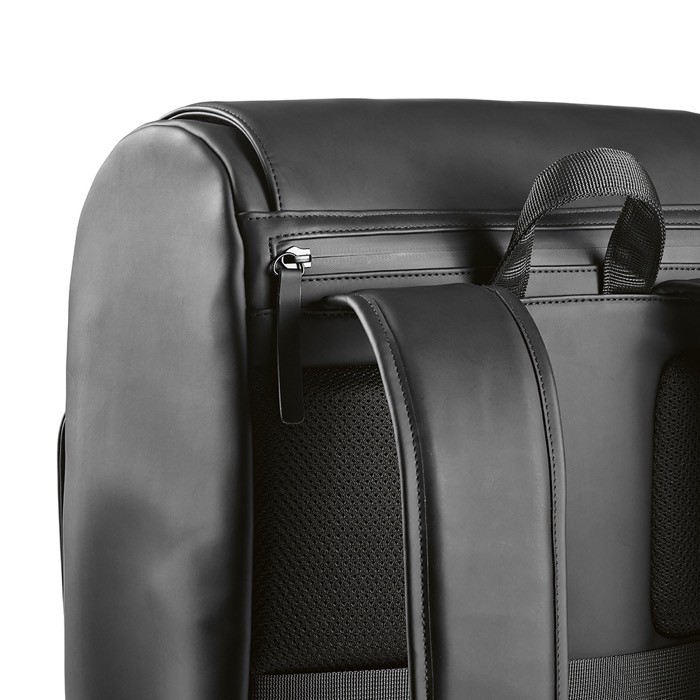 Mochila de cuero sintético con espacio acolchado para portátil 20L vista siete Mochila de cuero sintético con espacio acolchado para portátil 20L vista siete