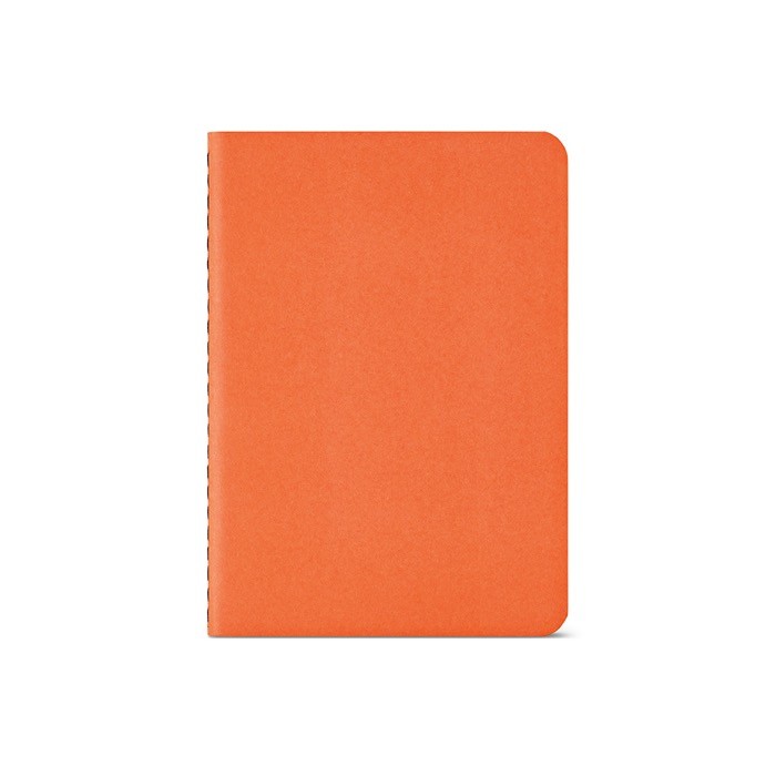 Libreta con cubierta de cartón reciclado A6 hojas a rayas color naranja vista frontal Libreta con cubierta de cartón reciclado A6 hojas a rayas color naranja vista frontal