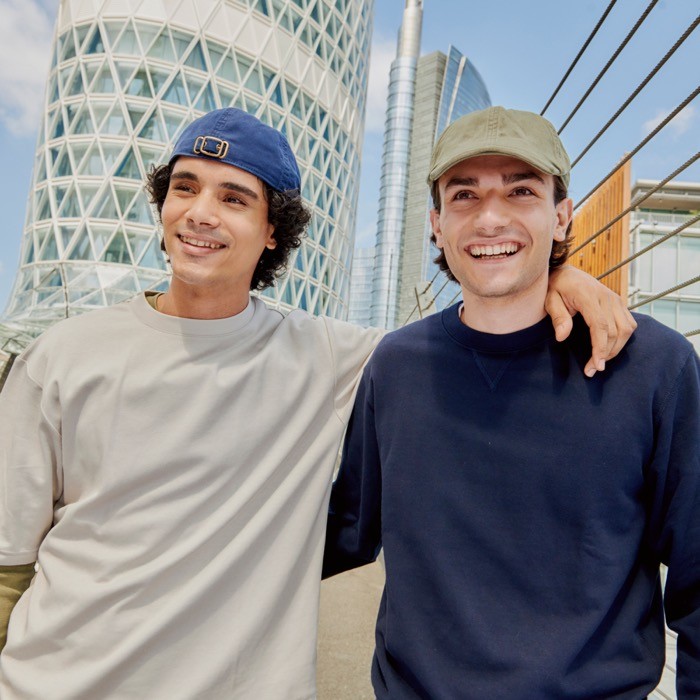 Boina de estilo retro de algodón reciclado y orgánico de 260 g/m2 vista de ambiente Boina de estilo retro de algodón reciclado y orgánico de 260 g/m2 vista de ambiente