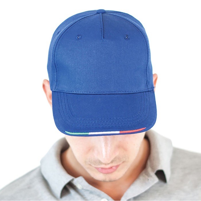 Gorra de algodón de colores con la bandera italiana en la visera