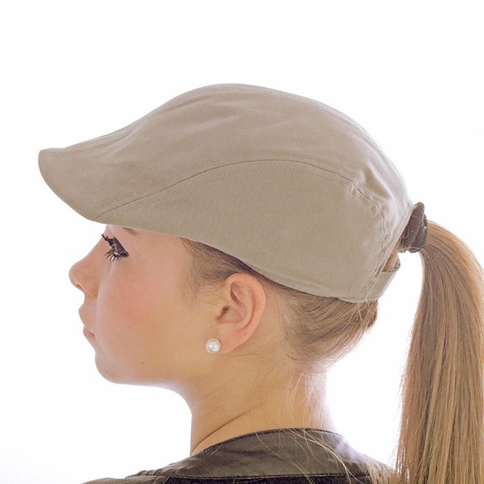 Boina ecuestre de algodón cepillado con cierre de velcro 235 g/m2 vista de ambiente Boina ecuestre de algodón cepillado con cierre de velcro 235 g/m2 vista de ambiente