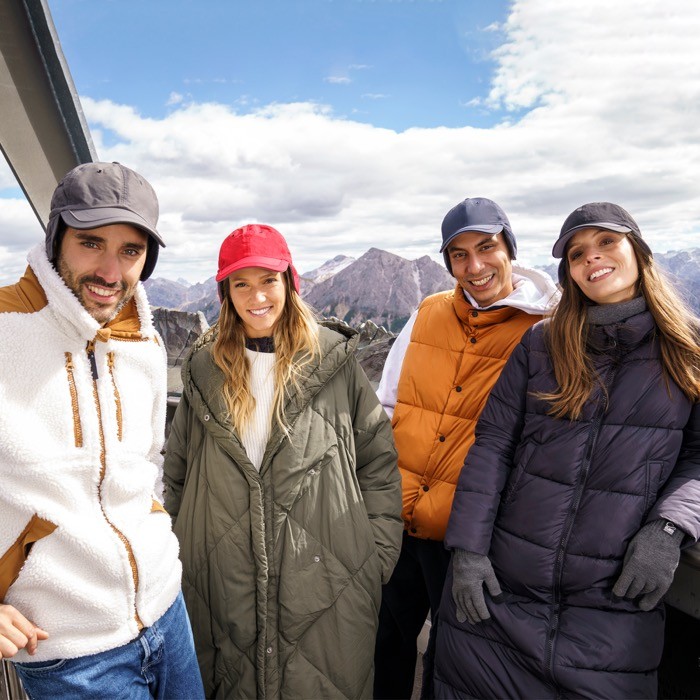 Gorra de invierno de nylon con orejeras y forro polar interior