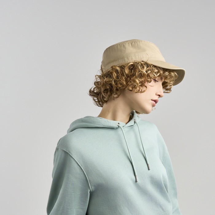 Gorra militar con borde semicurvado en algodón ecológico 280 g/m2 vista 7 Gorra militar con borde semicurvado en algodón ecológico 280 g/m2 vista 7