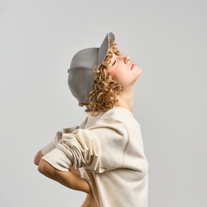 Gorra de poliéster reciclado aterciopelada de 6 paneles 135 g/m2 vista 5