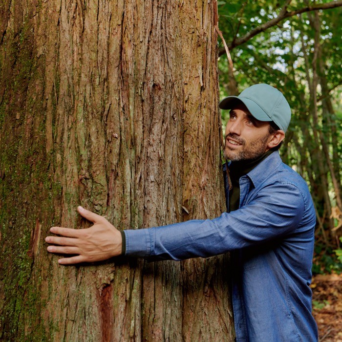 Gorra de poliéster reciclado y elastano con dry tech 195 g/m2 vista de ambiente