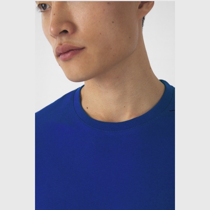 Camiseta de algodón para hombre de manga corta 185 g/m2 B&C vista de ambiente