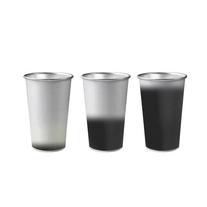 Vaso de aluminio reciclado que cambia de color con líquido frío 450ml color negro vista 11