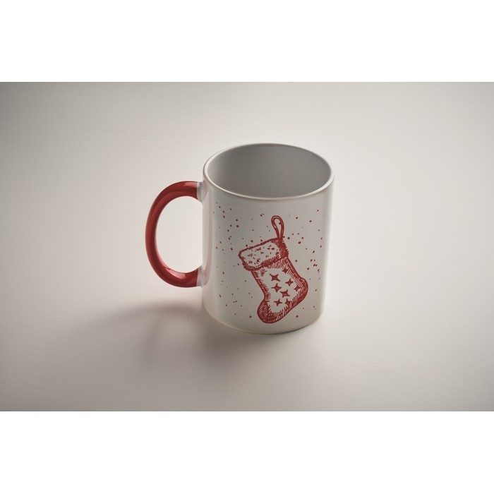 Taza de cerámica con diseño navideño y asa a juego 300ml color rojo vista fotografía Taza de cerámica con diseño navideño y asa a juego 300ml color rojo vista fotografía