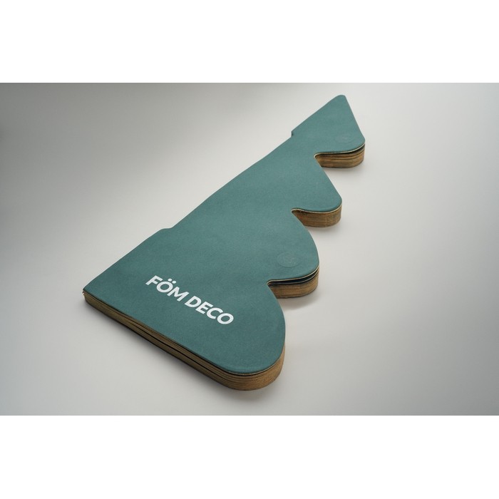 Adorno de papel plegable en forma de árbol de Navidad personalizable color verde vista principal Adorno de papel plegable en forma de árbol de Navidad personalizable color verde vista principal