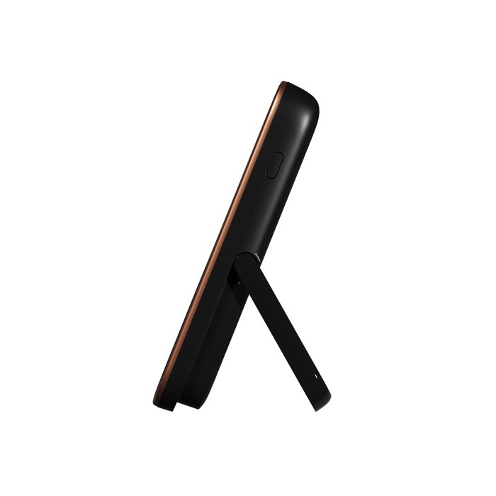 Powerbank elegante y pequeña ideal para llevar 5000 mAh color negro vista lado izquierdo