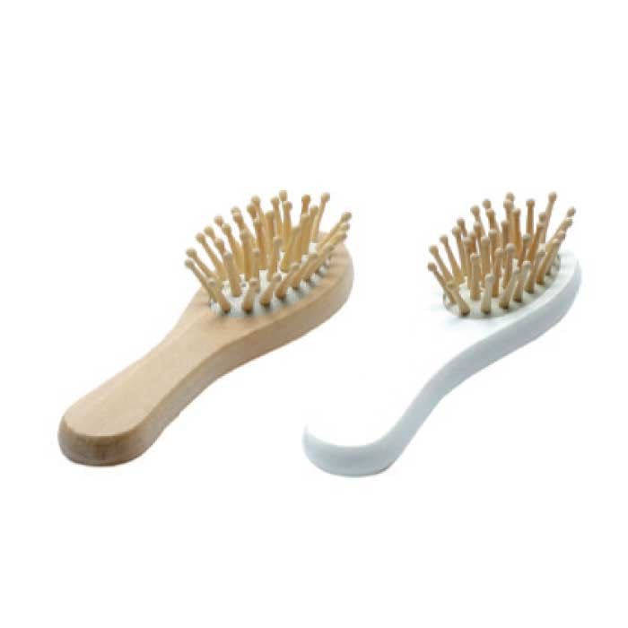 Cepillo de púas personalizado color natural segunda vista Cepillo de púas personalizado color natural segunda vista