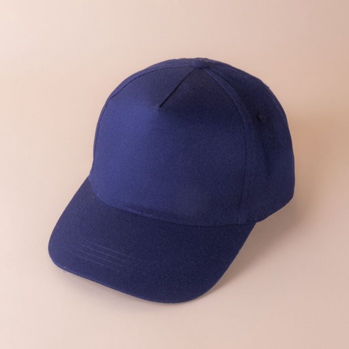 Clásica gorra de 100% algodón de 5 paneles y cierre de velcro color azul marino segunda vista