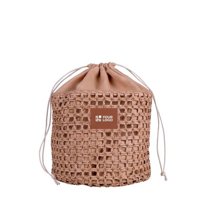 Neceser de papel de rafia en forma de saco con cierre de cordones color marrón vista principal