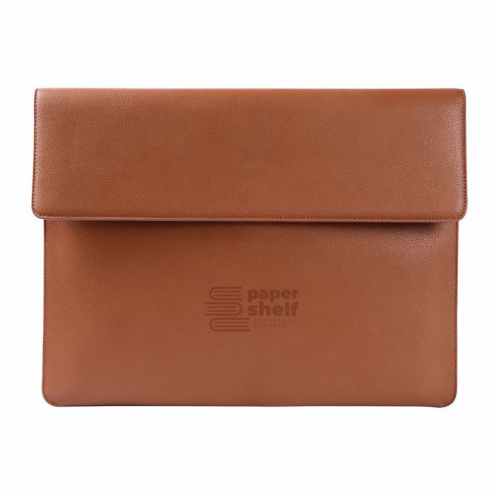 Elegante porta documentos hecho de cuero sintético personalizable color marrón vista detalle