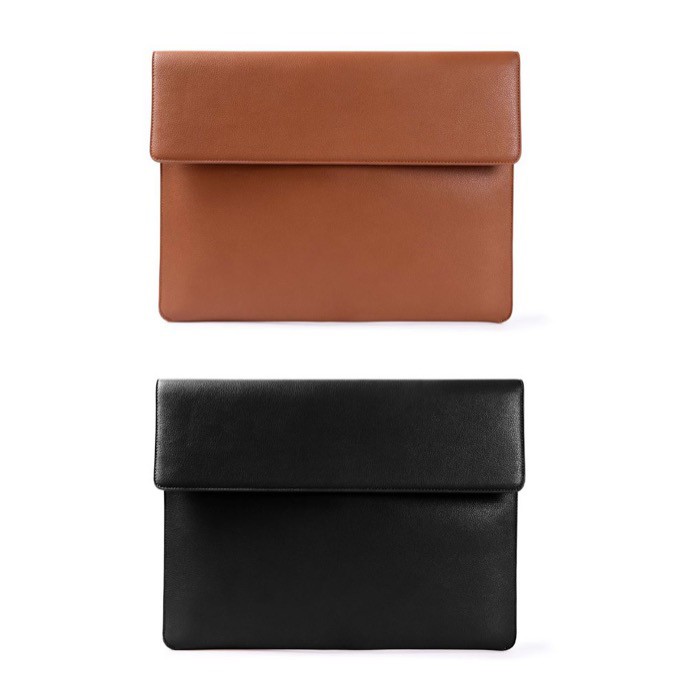 Elegante porta documentos hecho de cuero sintético personalizable color negro cuarta vista