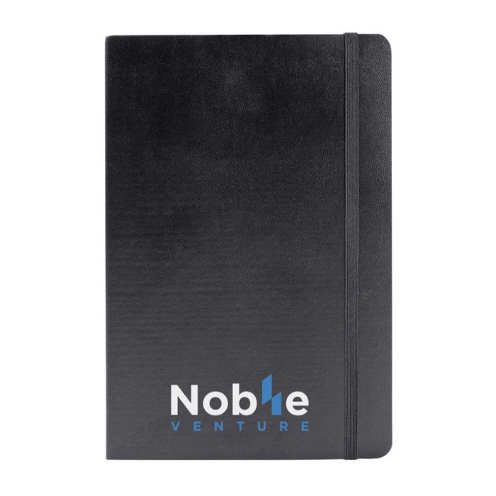 Libreta de cuero sintético con hojas color crema a rayas A5 color negro quinta vista Libreta de cuero sintético con hojas color crema a rayas A5 color negro quinta vista