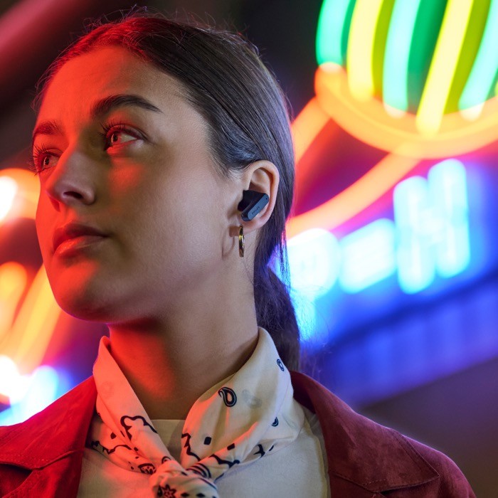 Auriculares inalámbricos de botón de larga duración marca Phillips color negro septima vista