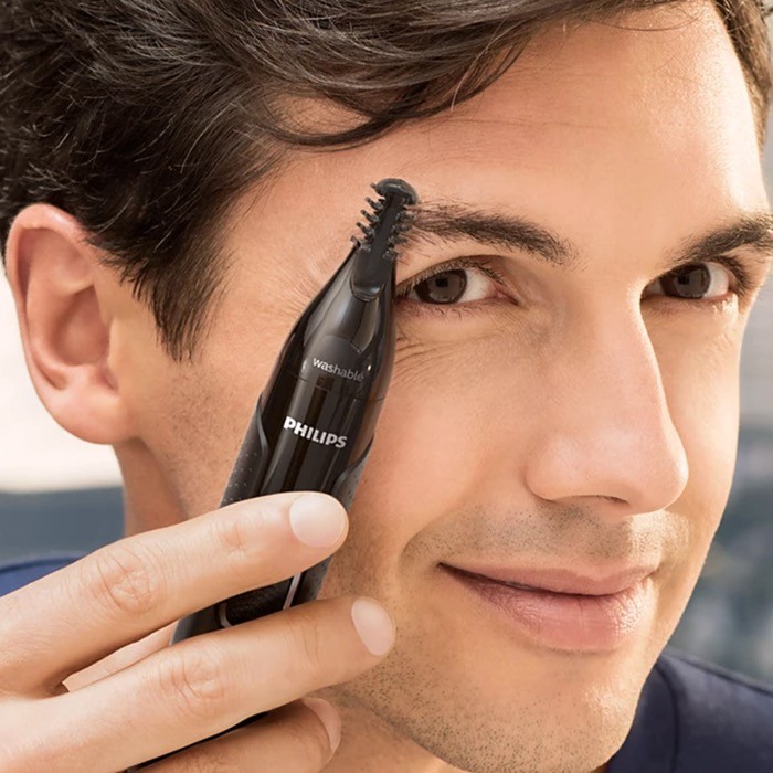 Recortador de pelos de nariz, orejas y cejas marca Phillips color negro sexta vista Recortador de pelos de nariz, orejas y cejas marca Phillips color negro sexta vista