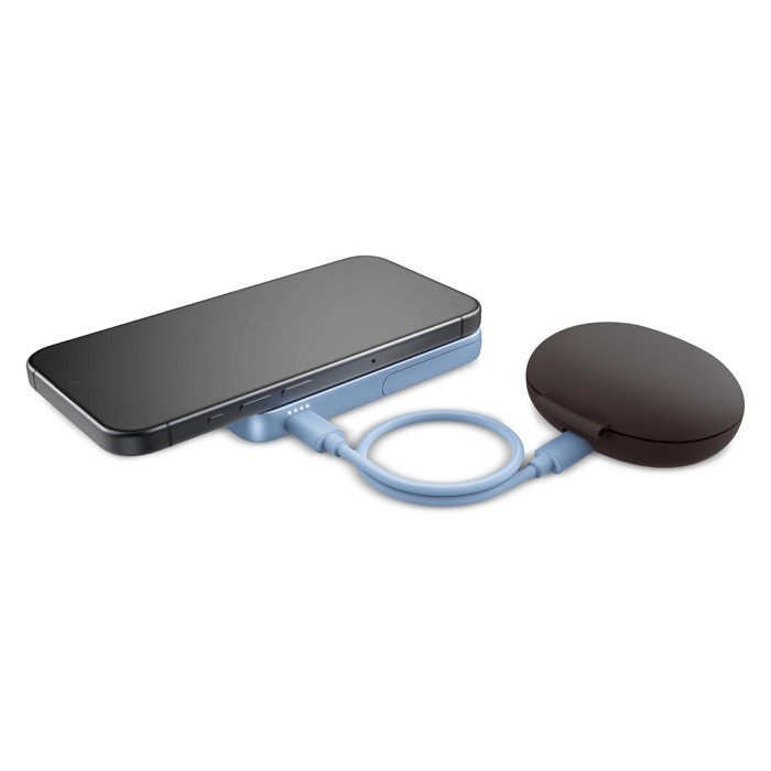 Powerbank con función de soporte para móvil Fresh 'n Rebel 5.000 mAh color azul pastel cuarta vista