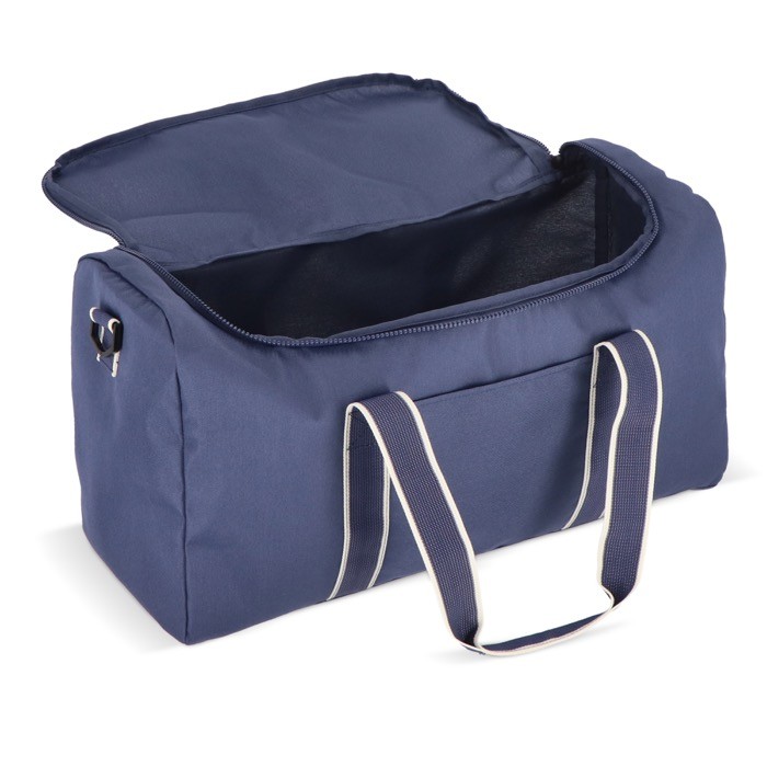 Bolsa de RPET para viaje o deporte con amplia apertura superior color azul oscuro quinta vista Bolsa de RPET para viaje o deporte con amplia apertura superior color azul oscuro quinta vista