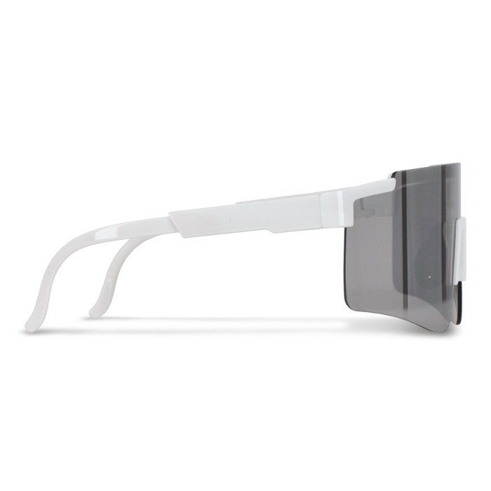 Gafas deportivas de alto rendimiento de colores con lentes plateados color blanco tercera vista Gafas deportivas de alto rendimiento de colores con lentes plateados color blanco tercera vista