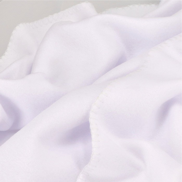 Manta de polar fleece de tacto ultra suave para sublimación 290 g/m2 color blanco cuarta vista Manta de polar fleece de tacto ultra suave para sublimación 290 g/m2 color blanco cuarta vista