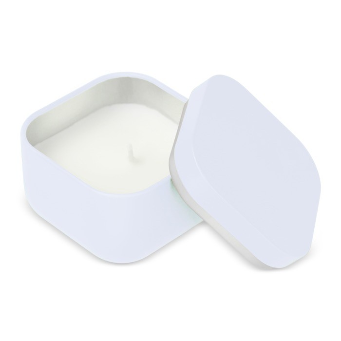 Vela de cera vegetal con aroma a vainilla en tarro de metal cuadrado color blanco tercera vista Vela de cera vegetal con aroma a vainilla en tarro de metal cuadrado color blanco tercera vista