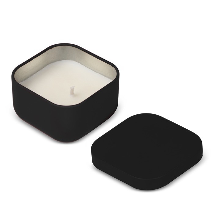 Vela de cera vegetal con aroma a vainilla en tarro de metal cuadrado color negro quinta vista Vela de cera vegetal con aroma a vainilla en tarro de metal cuadrado color negro quinta vista