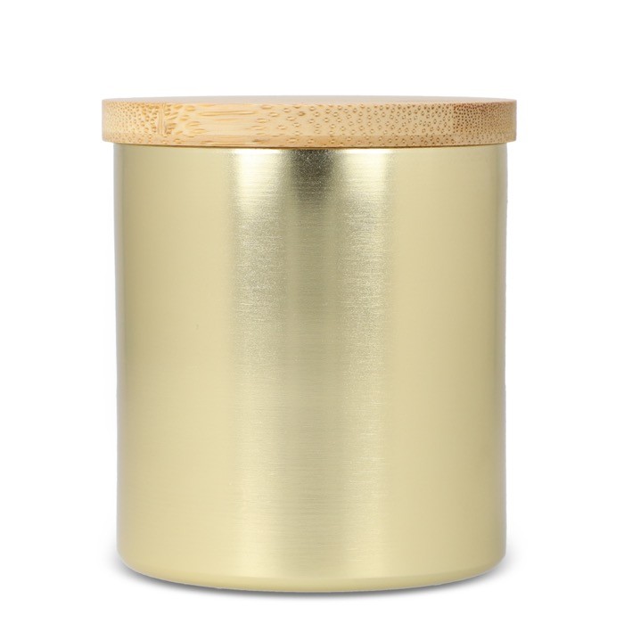 Vela de cera vegetal en tarro de aluminio reciclado metalizado color dorado cuarta vista Vela de cera vegetal en tarro de aluminio reciclado metalizado color dorado cuarta vista