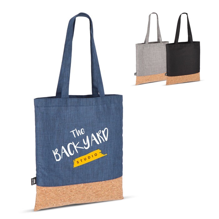 Bolsa de RPET con detalle en la base de corcho y capacidad de 10kg Bolsa de RPET con detalle en la base de corcho y capacidad de 10kg