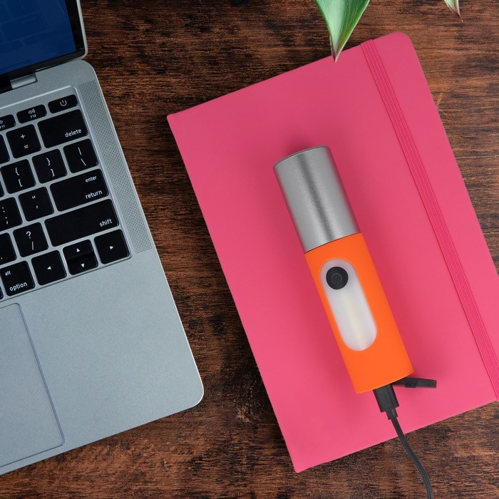 Linterna recargable de luz LED con varios modos y función zoom color negro octava vista Linterna recargable de luz LED con varios modos y función zoom color negro octava vista