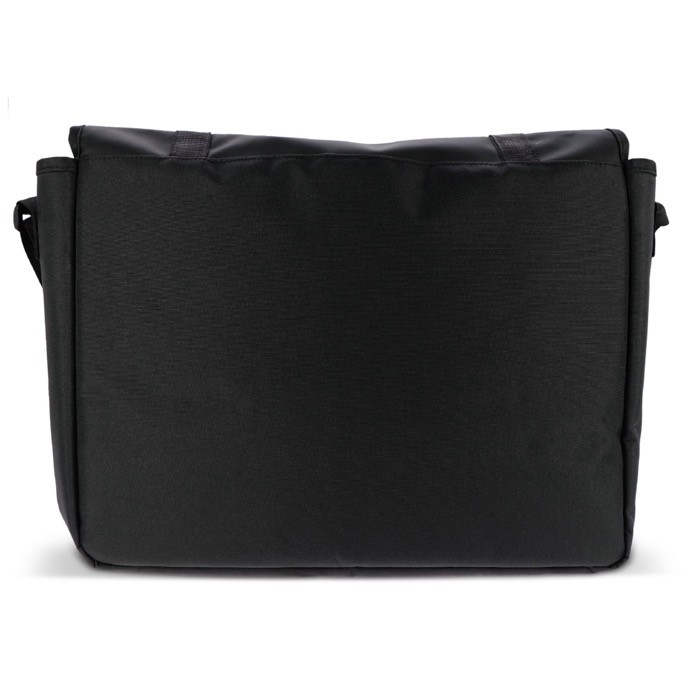 Maletín para portátil de RPET estilo mensajero con asa acolchada color negro tercera vista Maletín para portátil de RPET estilo mensajero con asa acolchada color negro tercera vista