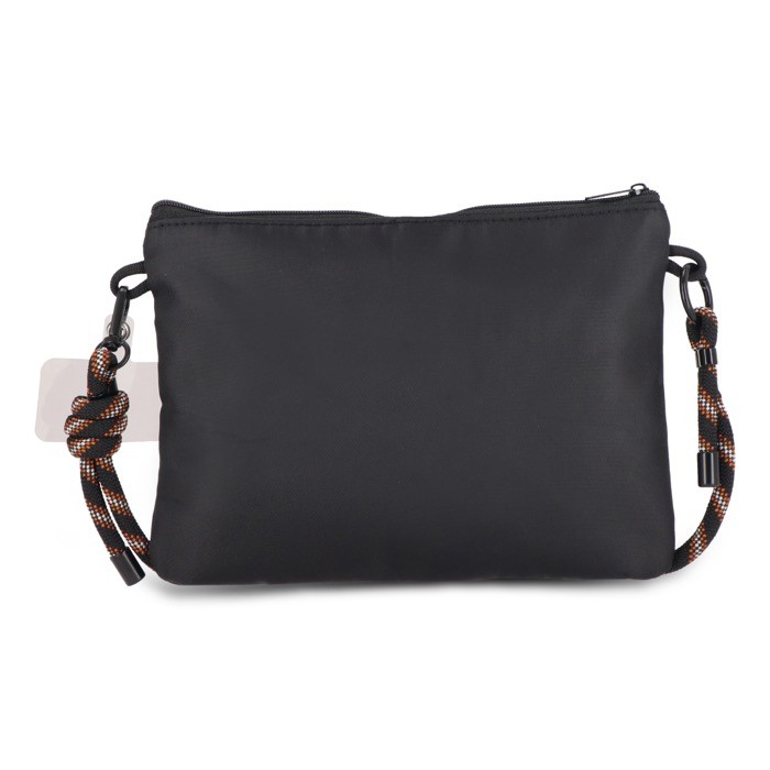 Bandolera rectangular para llevar artículos esenciales del día a día color negro tercera vista Bandolera rectangular para llevar artículos esenciales del día a día color negro tercera vista