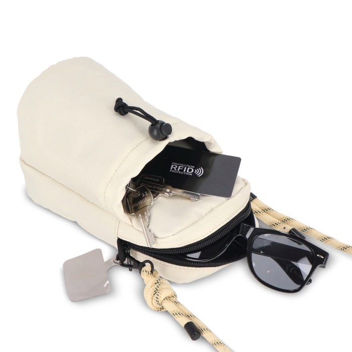 Bandolera con capacidad para una botella de agua de 500ml color beige septima vista Bandolera con capacidad para una botella de agua de 500ml color beige septima vista