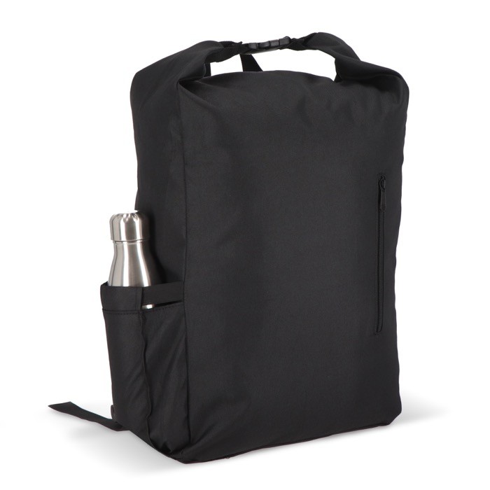 Mochila enrollable de RPET con asa superior de hebilla 20L color negro sexta vista Mochila enrollable de RPET con asa superior de hebilla 20L color negro sexta vista