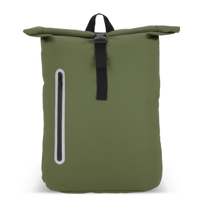 Mochila rolltop de RPET con pequeña cremallera frontal 20L color verde oliva segunda vista Mochila rolltop de RPET con pequeña cremallera frontal 20L color verde oliva segunda vista