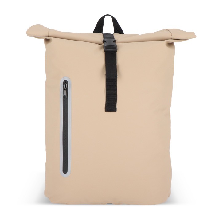 Mochila rolltop de RPET con pequeña cremallera frontal 20L color beige segunda vista Mochila rolltop de RPET con pequeña cremallera frontal 20L color beige segunda vista