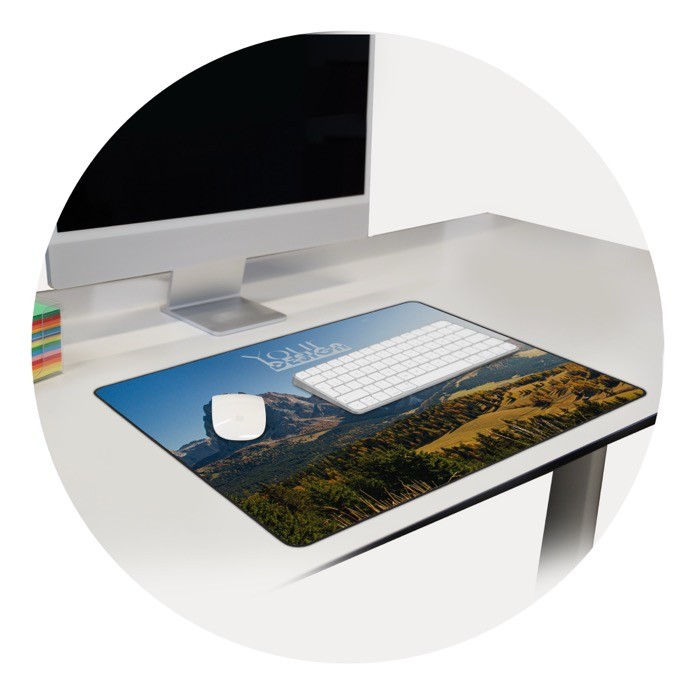 Alfombrilla para escritorio con base antideslizante para sublimar color blanco cuarta vista Alfombrilla para escritorio con base antideslizante para sublimar color blanco cuarta vista