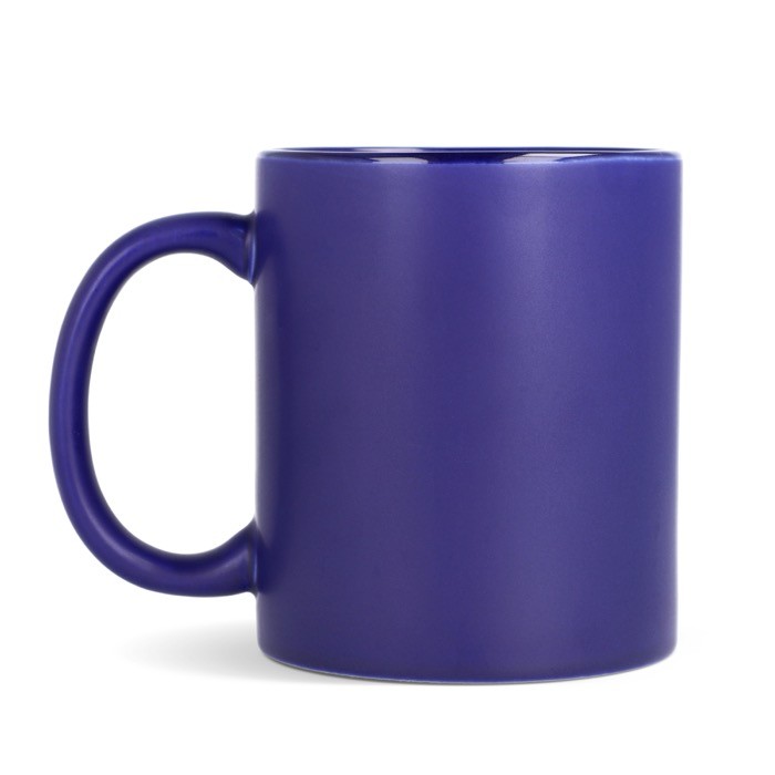 Taza de cerámica con acabado mate y contorno interior brillante 350ml color azul oscuro cuarta vista
