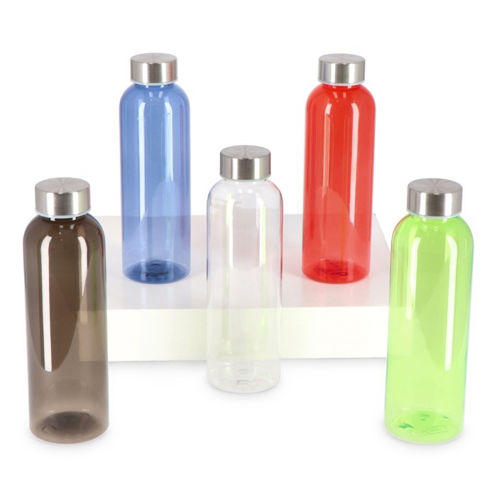 Botella de plástico reciclado con tapón plateado ideal para agua 500ml color negro transparente quinta vista Botella de plástico reciclado con tapón plateado ideal para agua 500ml color negro transparente quinta vista