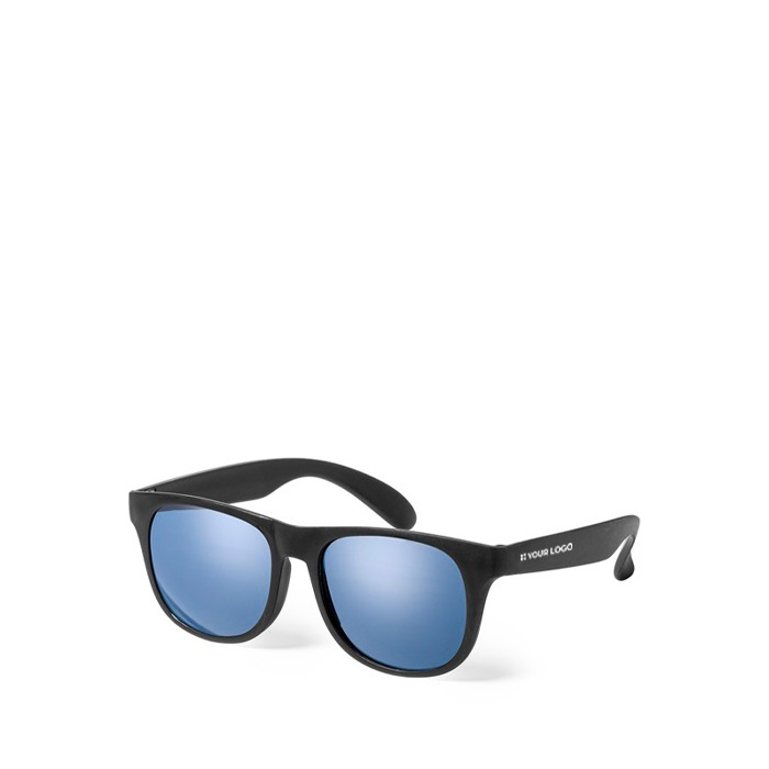 Gafas de sol en varios colores mate con lentes negros translucidos vista principal