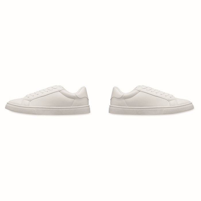 Zapatillas ligeras de cuero sintético con suela de goma sexta vista Zapatillas ligeras de cuero sintético con suela de goma sexta vista