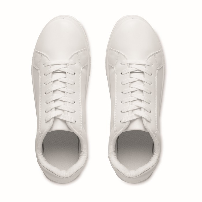 Zapatillas ligeras de cuero sintético con suela de goma novena vista Zapatillas ligeras de cuero sintético con suela de goma novena vista