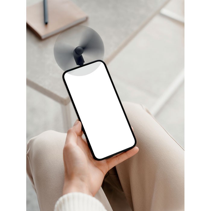 Ventilador portátil para el teléfono a través del puerto USB-C color negro Ventilador portátil para el teléfono a través del puerto USB-C color negro