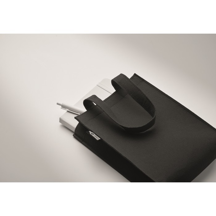 Bolsa pequeña de fieltro RPET con fuelle y asas cortas color negro vista fotografía quinta vista Bolsa pequeña de fieltro RPET con fuelle y asas cortas color negro vista fotografía quinta vista