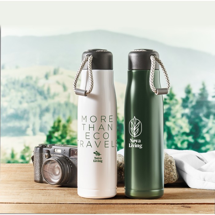 Botella antifugas de acero inoxidable con asa de cordón 500ml color verde oscuro vista bodegón principal