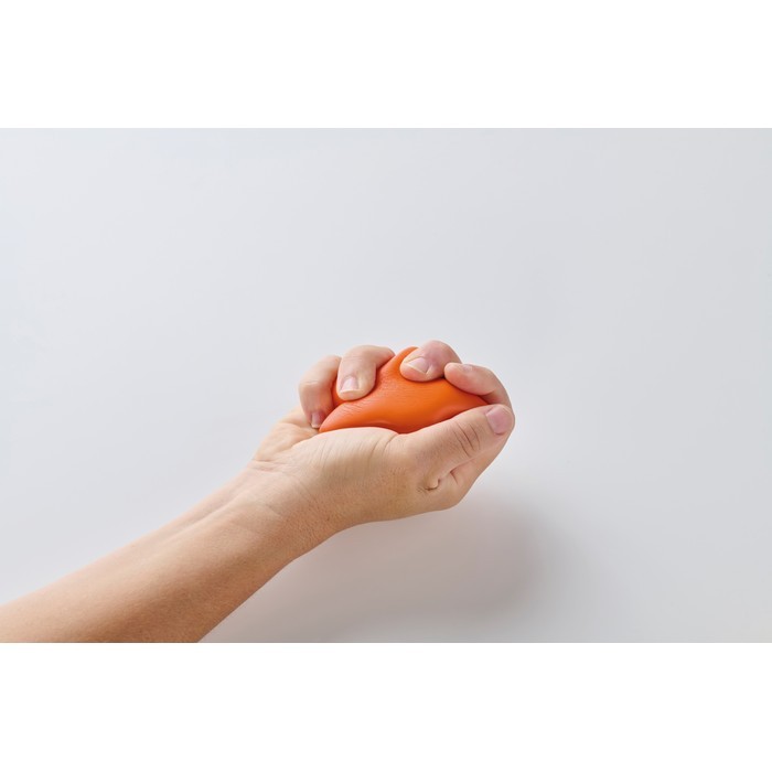 Clásica antiestrés en forma de estrella en distintos colores color naranja vista fotografía cuarta vista