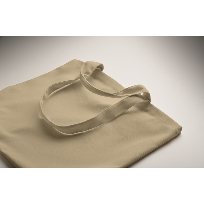 Bolsa de tejido reciclado con asas cortas y largas 320 g/m2 color caqui vista fotografía cuarta vista Bolsa de tejido reciclado con asas cortas y largas 320 g/m2 color caqui vista fotografía cuarta vista