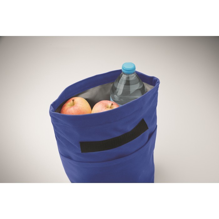 Bolsa nevera personal con cierre rolltop y asa de transporte color azul real vista fotografía cuarta vista Bolsa nevera personal con cierre rolltop y asa de transporte color azul real vista fotografía cuarta vista